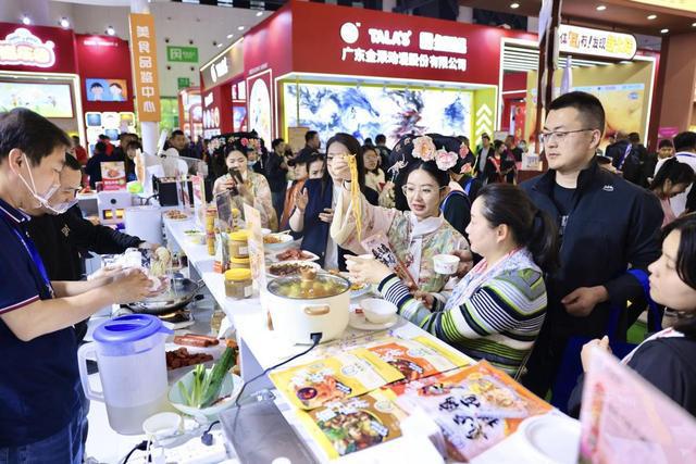 食品受捧 科技赋能老字号焕发新活力麻将胡了模拟器试玩王致和减盐减糖(图4)